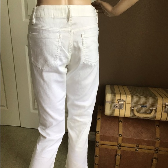 Nygard White Capris - Picture 2 of 4